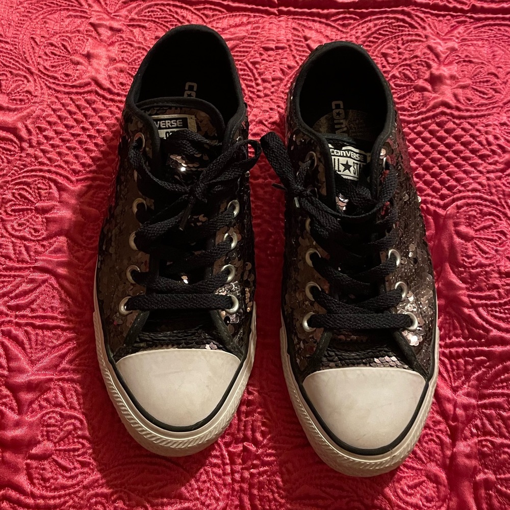 Sequin converse